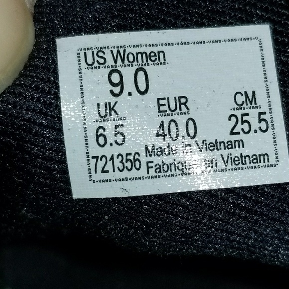 SOLD.     Vans sneakers.  Tropical print - Picture 4 of 5