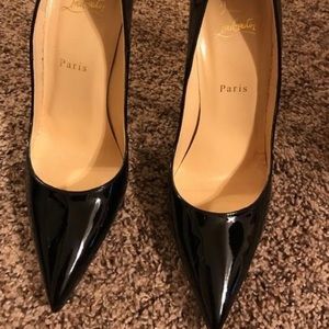 Christian louboutin black shoes! Lightly worn!