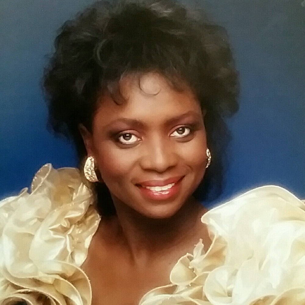 Meet your Posher, Shirley