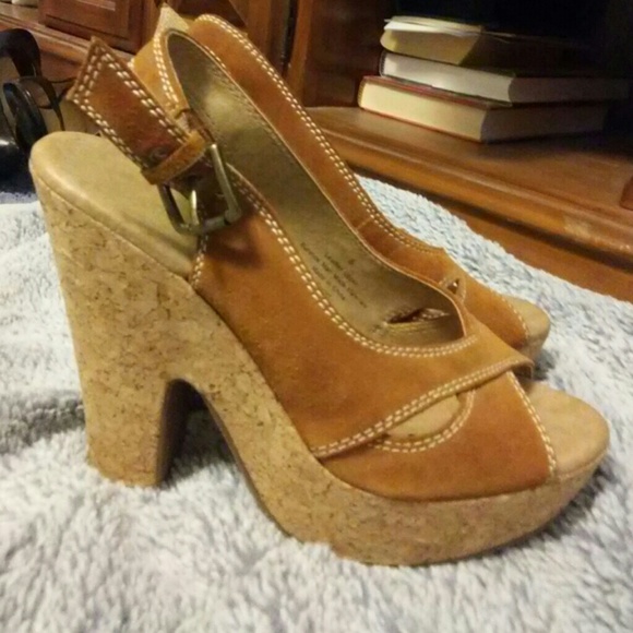 Xhilaration open toe Brown heels - Picture 2 of 7