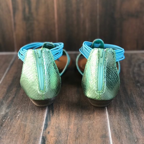 Flower Detail Turquoise Kitten Wedge Sandal - Picture 3 of 4