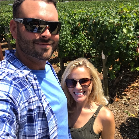 Meet your Posher, Brittnie - Picture 1 of 1