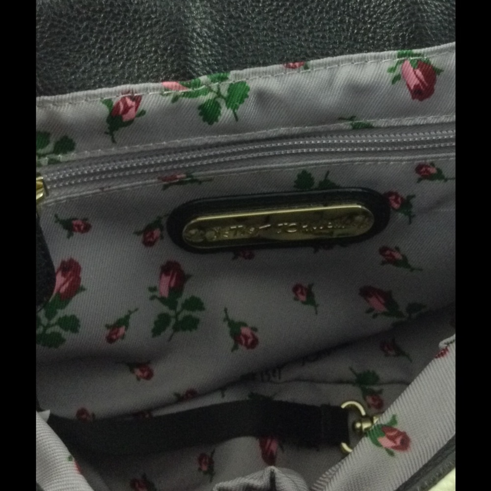 Sold - Picture 4 of 4