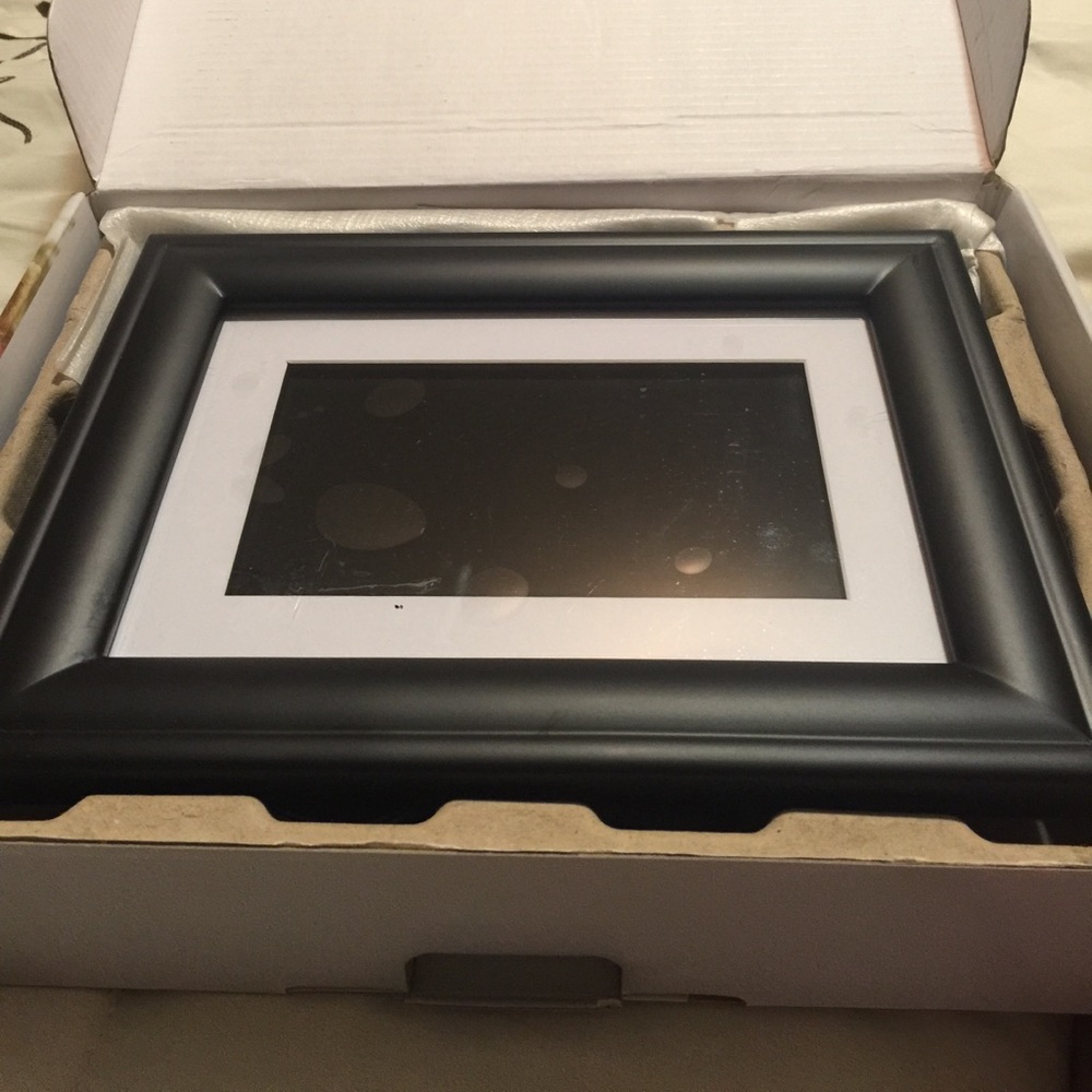 Digital Picture Frame/NWOT - Picture 2 of 3