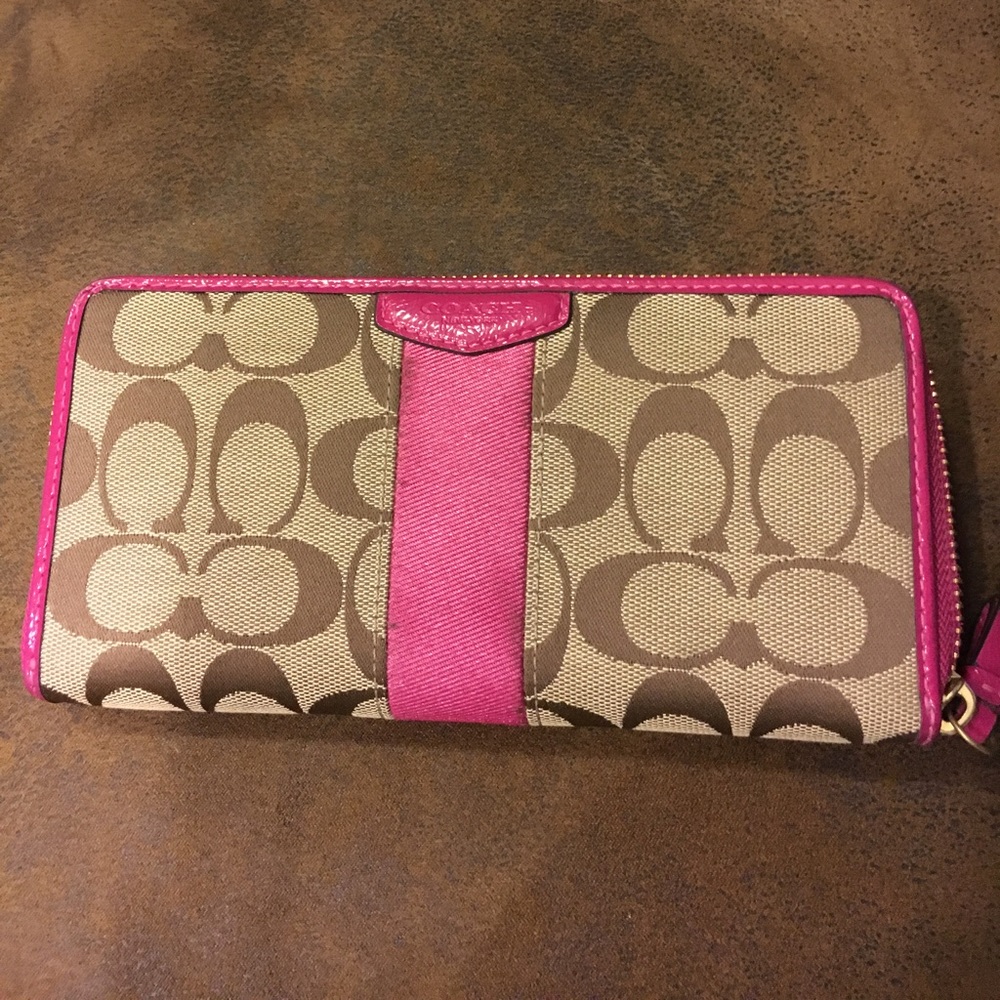 Coach wallet