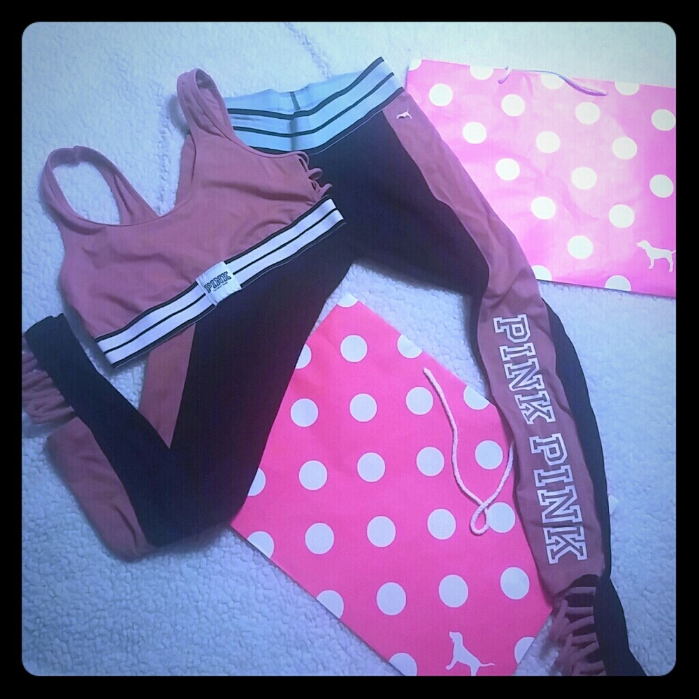 ♦♦SOLD♦♦ Victoria's Secret PINK outfit