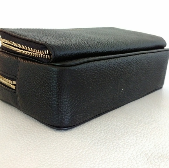 💖SOLD💖MICHAEL KORS MERCER TRAVEL POUCH - Picture 4 of 7