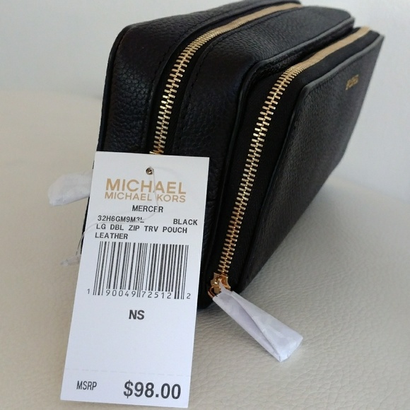 💖SOLD💖MICHAEL KORS MERCER TRAVEL POUCH - Picture 6 of 7