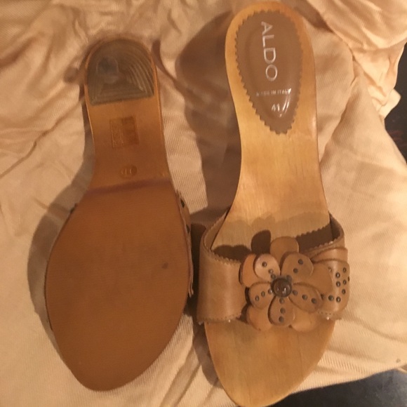 Aldo - Picture 3 of 3