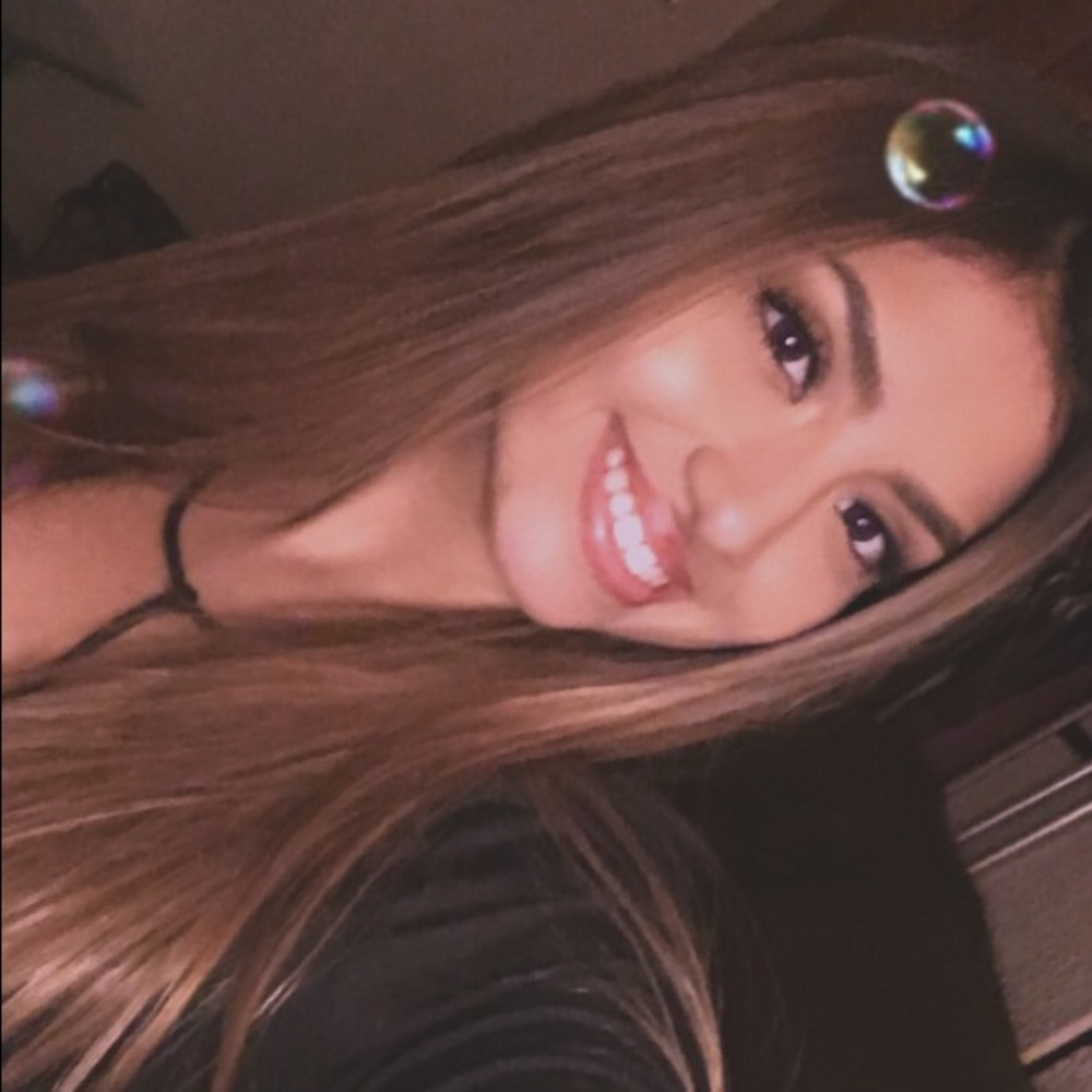 Meet your Posher, Jackie