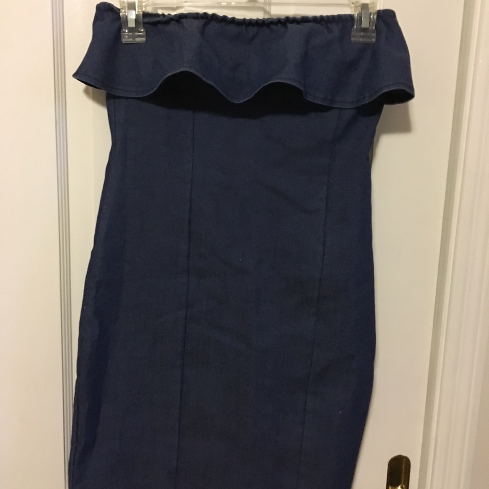 Forever 21 Ruffled Strapless Dress