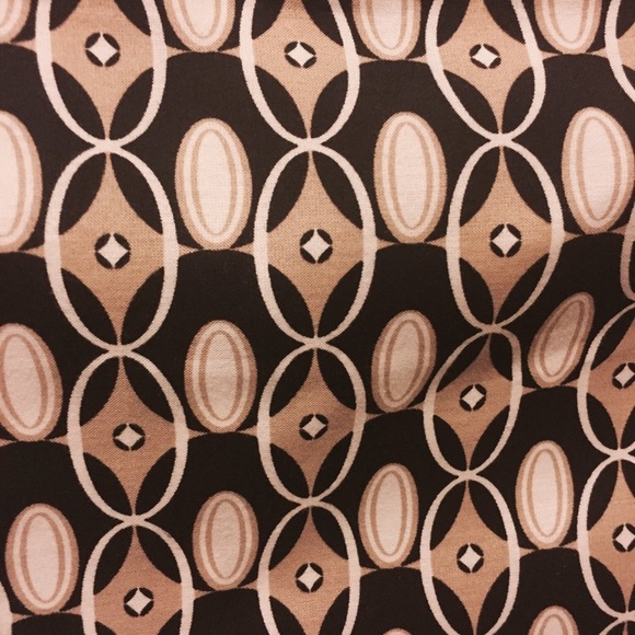 💝Ann Taylor Cute Pleated Midi Career Skirt💝 - Picture 2 of 8