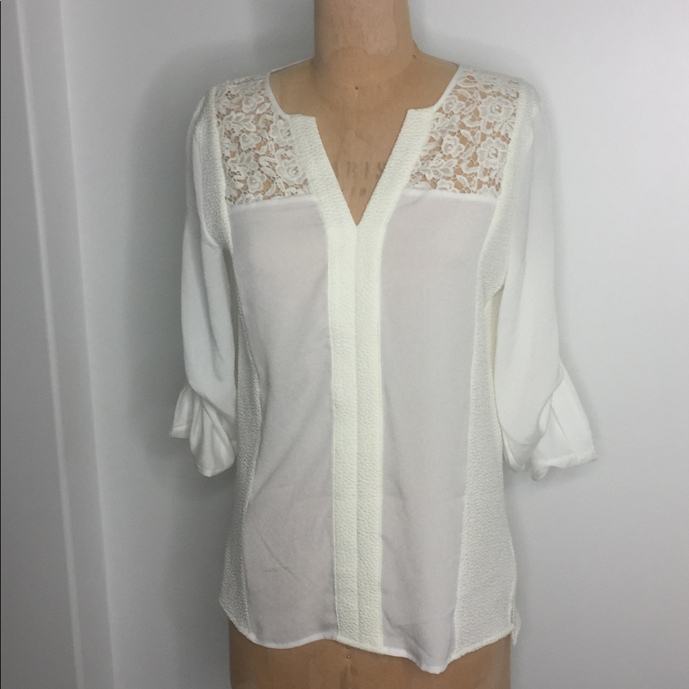 Calvin Klein White top Size XS