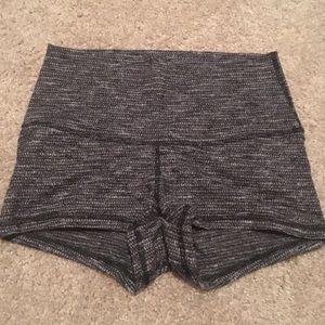Lululemon Wunder Short