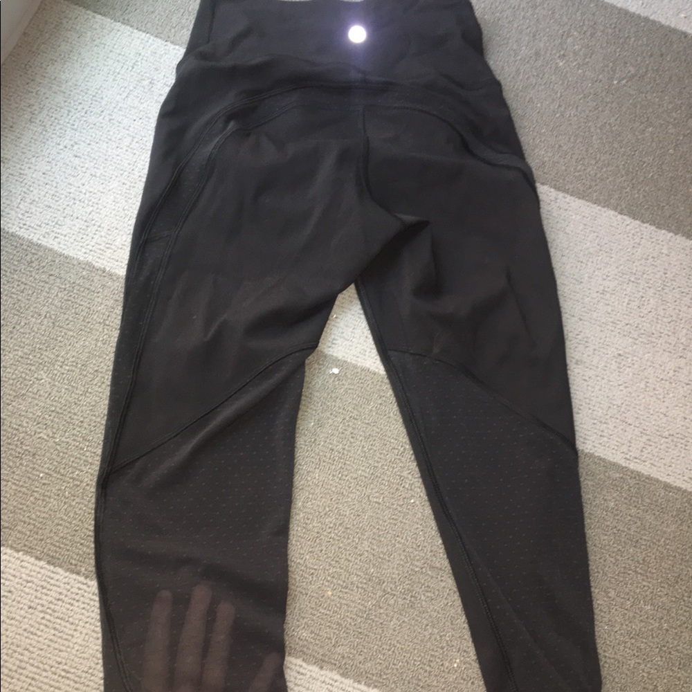 LULU LEMON CAPRIS