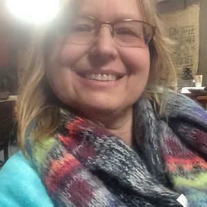 Meet your Posher, Lydia