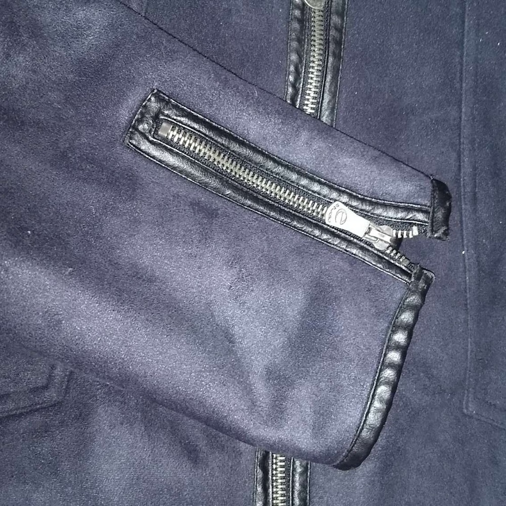 Jacket - Picture 4 of 4