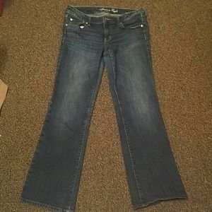 American Eagle Favorite Boyfriend stretch jeans