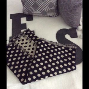 UNDER ONE SKY OVERSIZED BLANKET SCARF