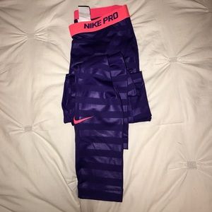 Nike pro running pants. Size L