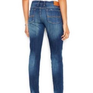 Lucky Brand medium wash Charlie skinny jean 4/27