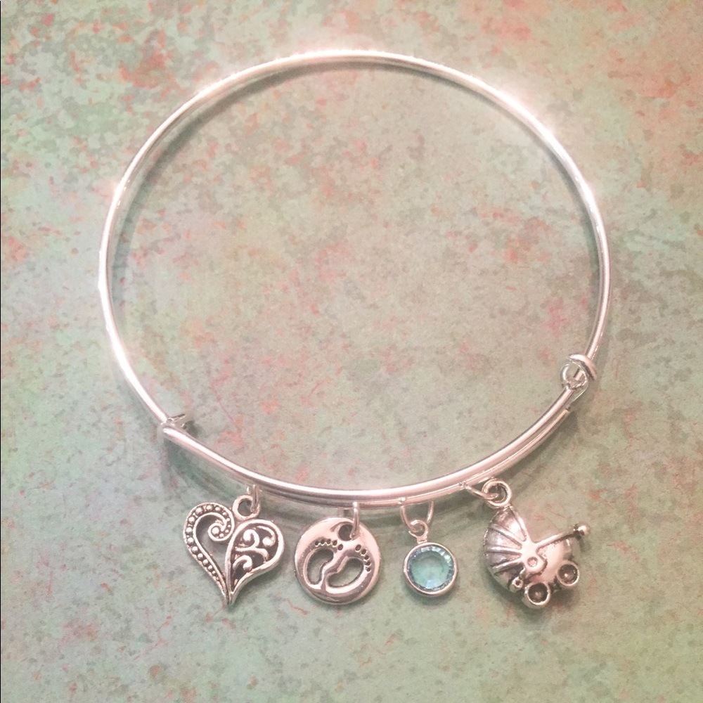New Mom, Expecting Mom Bangle Bracelet Personalize