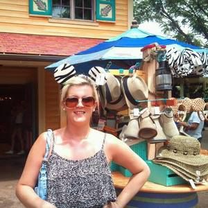 Meet your Posher, Phyllis