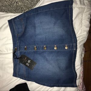 Denim skirt