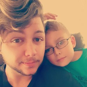 Meet your Posher, Joshua