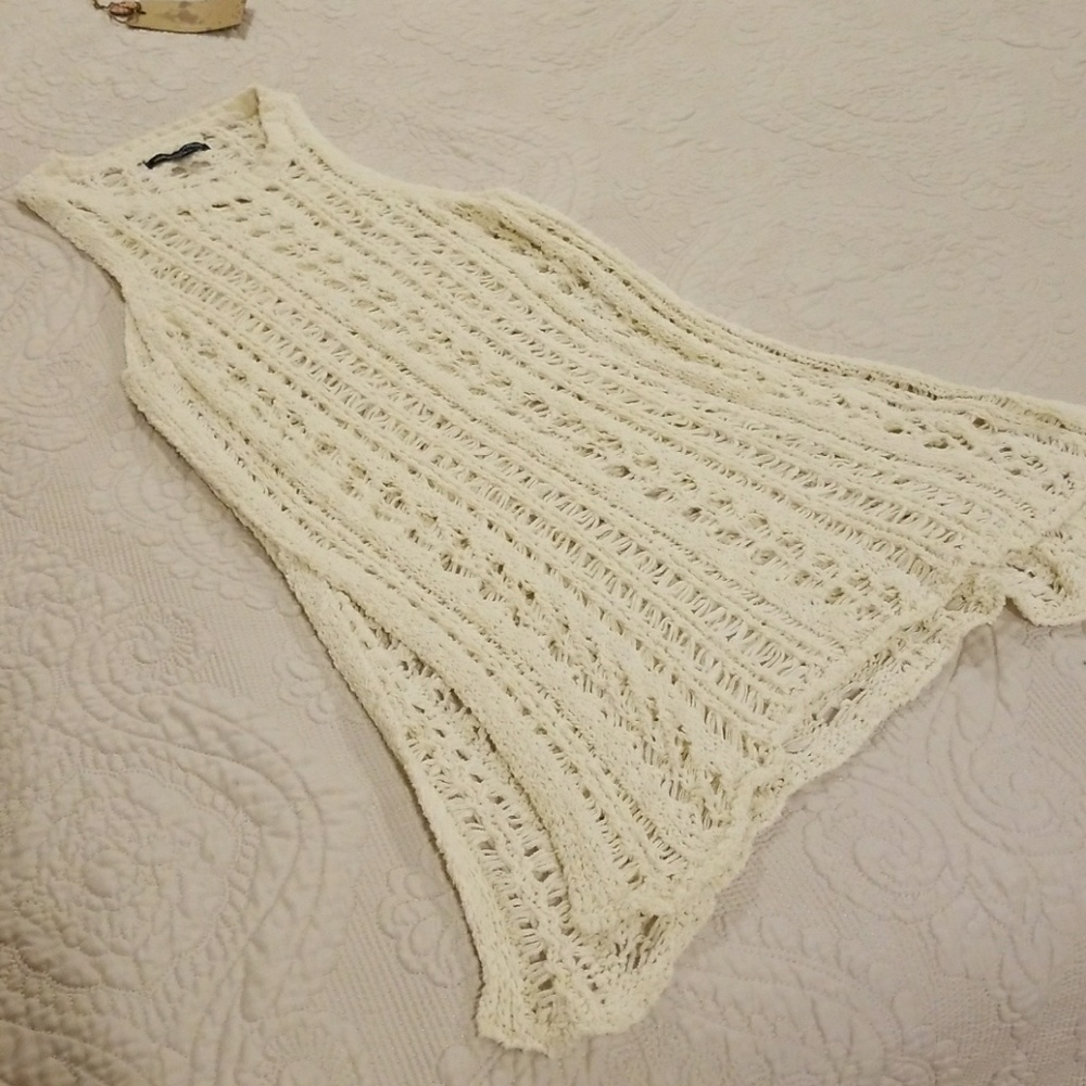 Long tank sweater. American Eagle