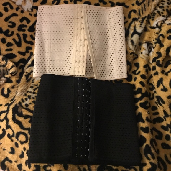 2 modeling belt - Picture 2 of 6