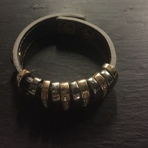 Bracelet with gold/silver rings