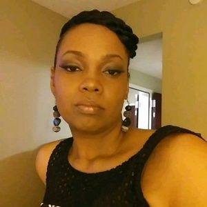 Meet your Posher, Tiffney