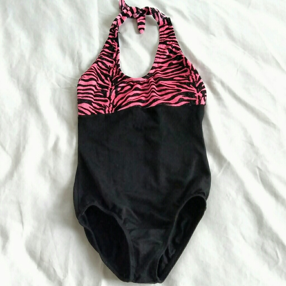 Like new girls dance leotard by Motionwear