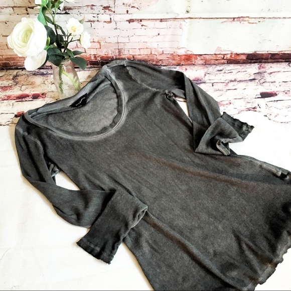 Rock & Republic Tops - ROCK and REPUBLIC Grey Top, Size Medium
