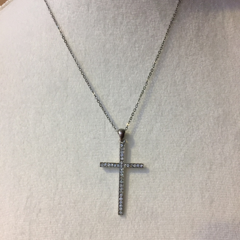 Cross Pendant Necklace