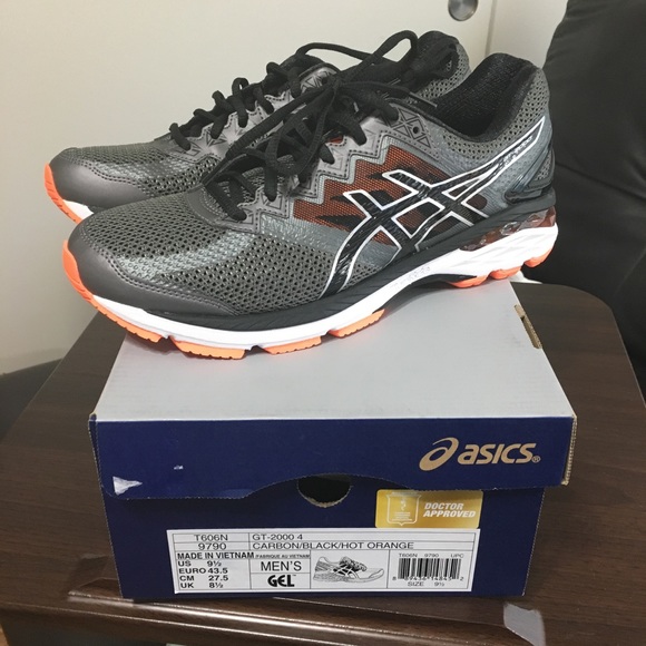 ASICS GT 2000 4 Black Orange Running Shoes - Picture 1 of 3