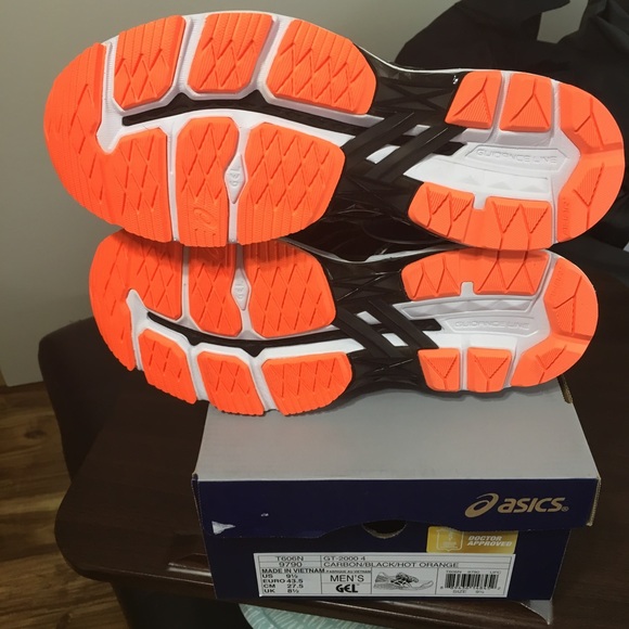 ASICS GT 2000 4 Black Orange Running Shoes - Picture 3 of 3