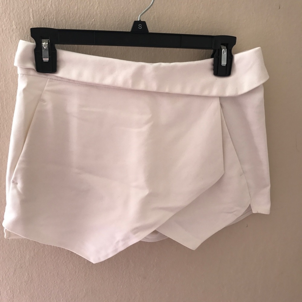 skort