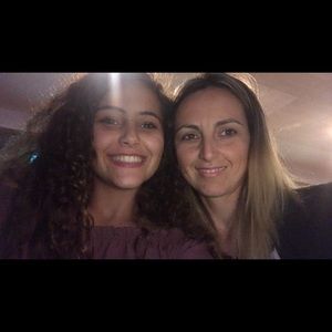 Meet your Posher, Dorina