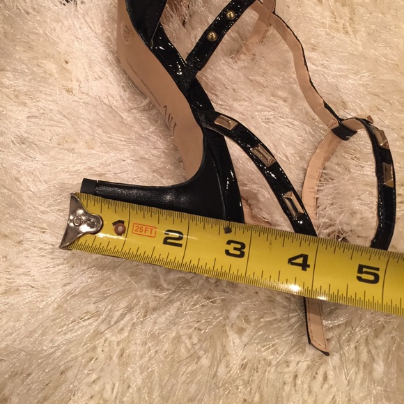 Make Offer ! NWT Gorgeous stud Strappy heels - Picture 5 of 7
