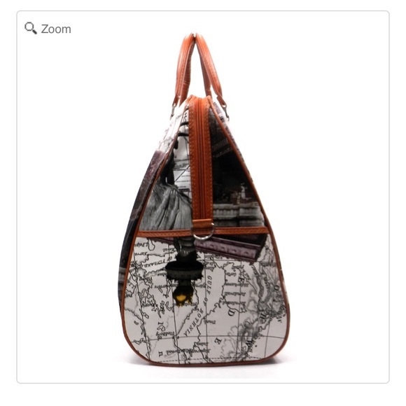 💰NEW-Tour Illustration Overnight Tote Bag - Picture 3 of 6