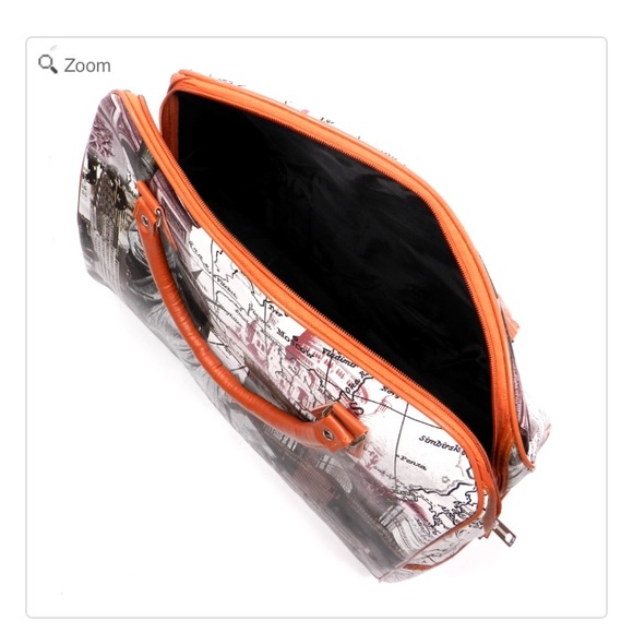 💰NEW-Tour Illustration Overnight Tote Bag - Picture 4 of 6