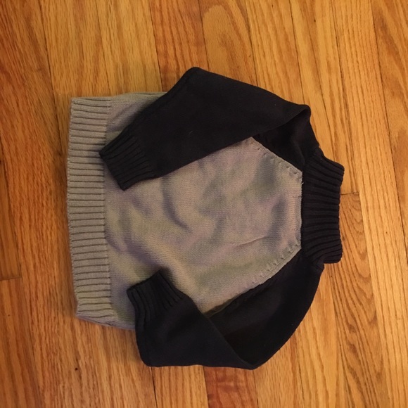 DKNY Baby Boys Pullover - Picture 2 of 2