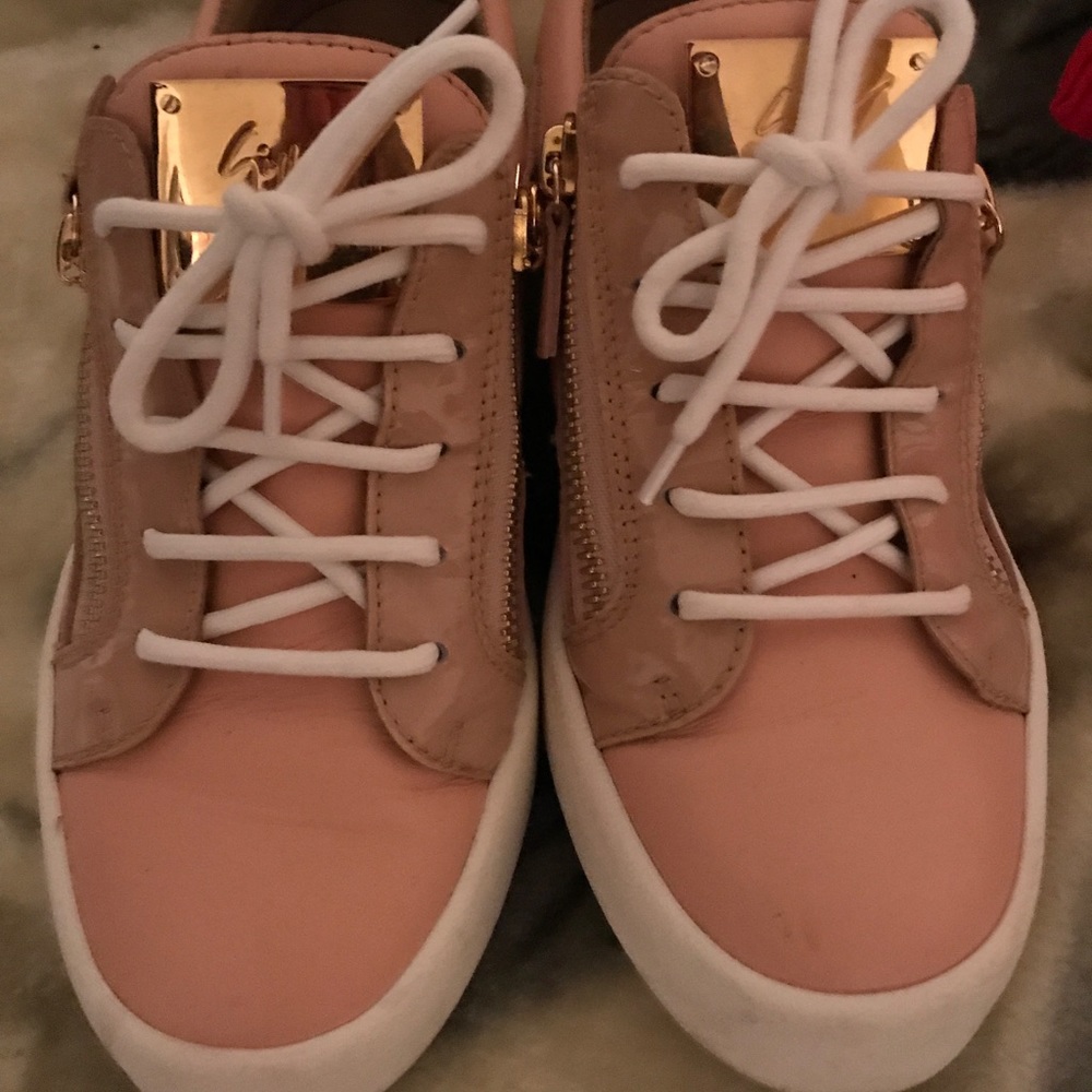 NICKI MINAJ GIUSEPPE ZANOTTI