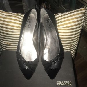 Kenneth Cole Flats