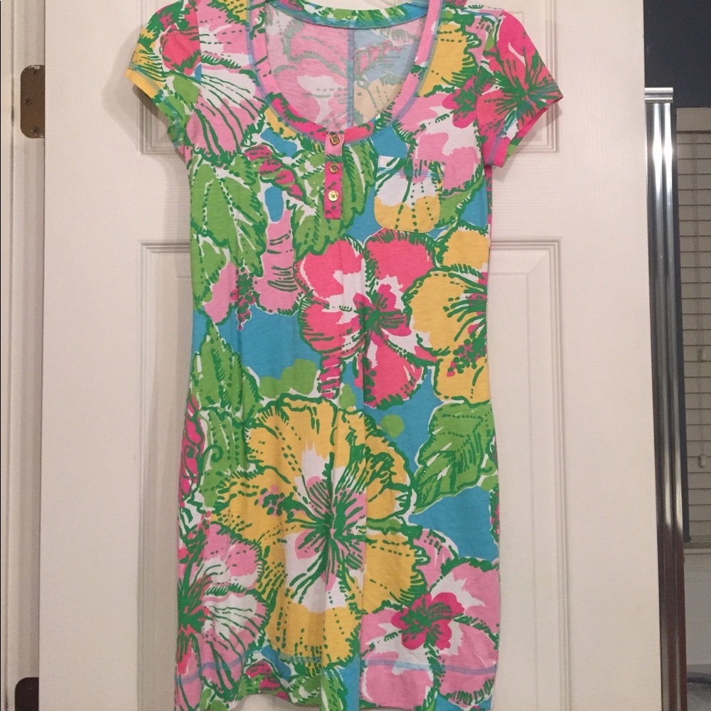 Lilly Pulitzer t shirt dress