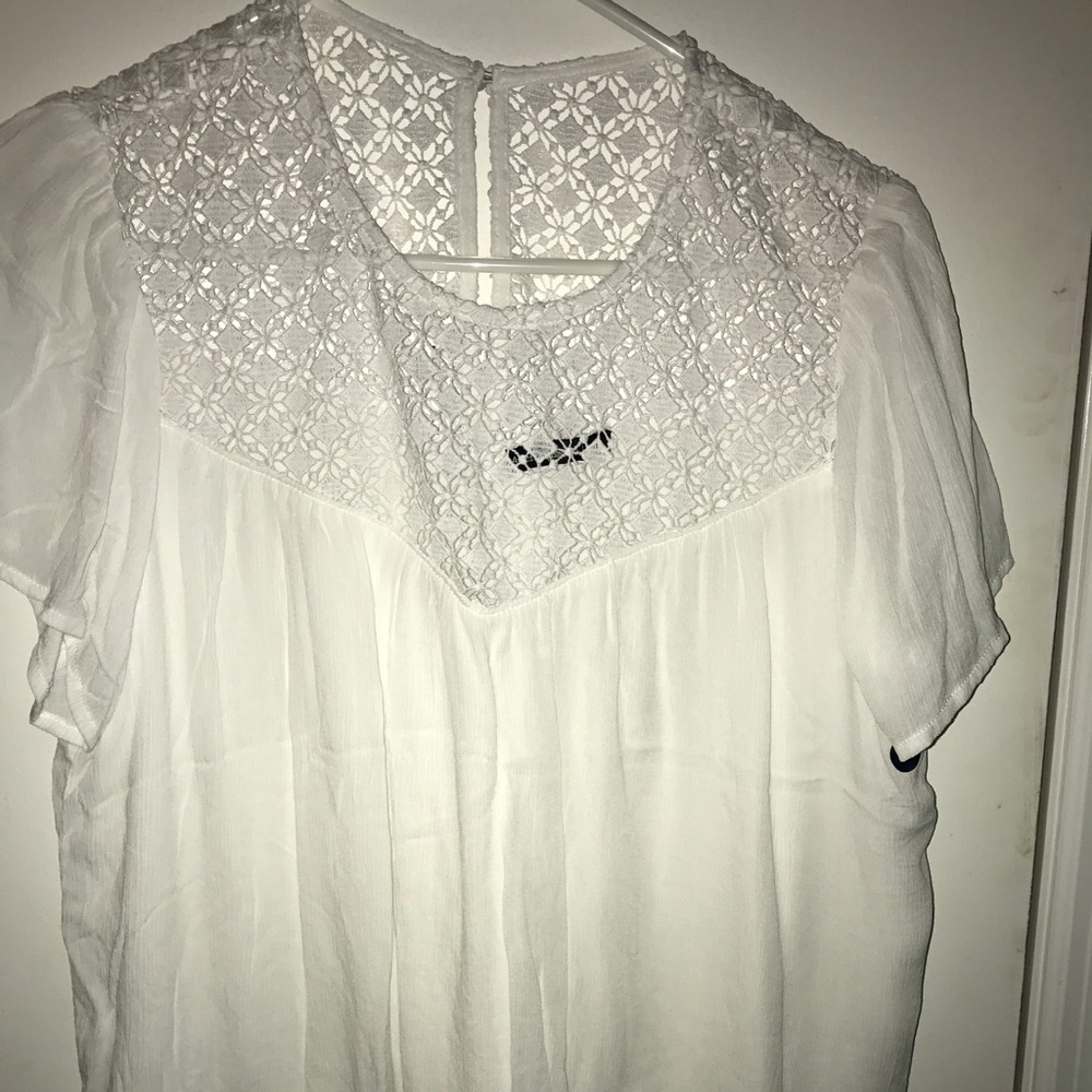 White Abercrombie shirt