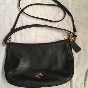 🚨 Auth. Black Coach Shoulder Crossbody Purse 🚨
