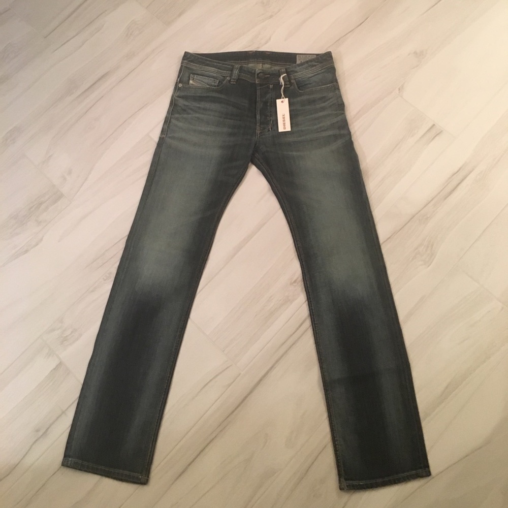NWT Men's Diesel Regular Slim-Straight Jeans